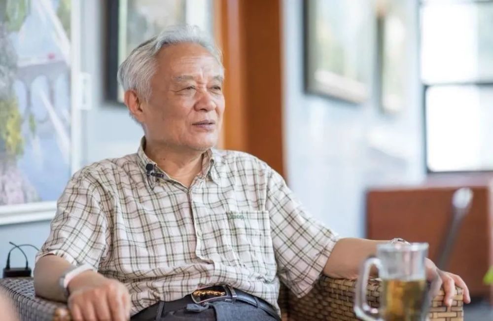 中国工程院院士姜文汉