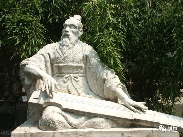 图为开封的师旷雕像,师旷是春秋时期的盲人乐师.