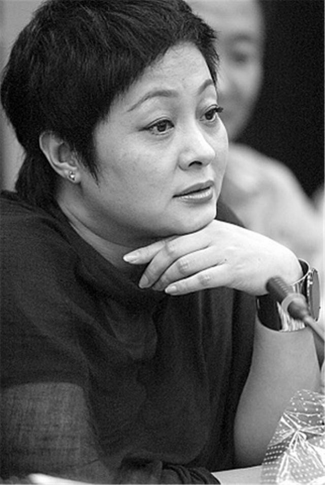 傅彪遗孀张秋芳结婚16年为傅彪守寡16年下辈子我还要嫁给你