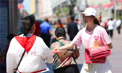 湖南女大学生勤工俭学半年,家长拒付家教全额工资,理由令人无语