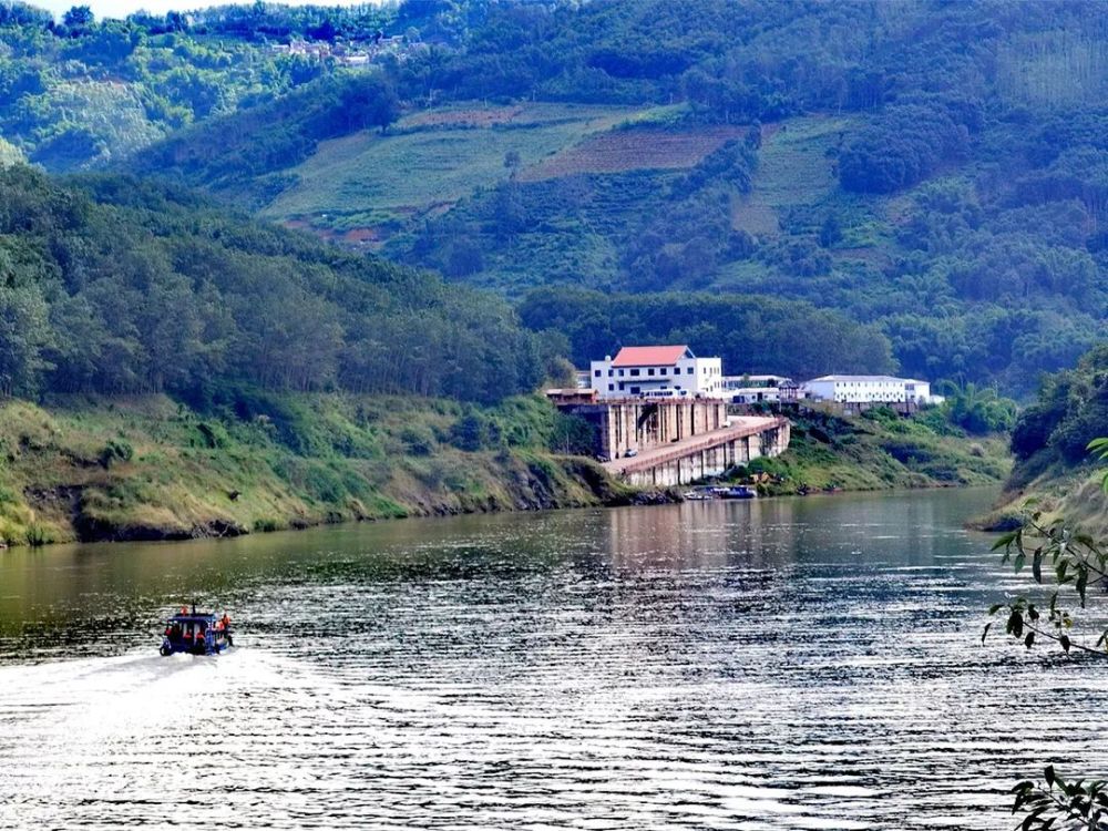 聚焦普洱镇沅着力打造秀山码头独特风景线
