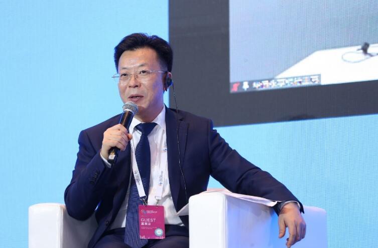 重庆市江北区区长陶世祥紧抓绿色金融发展机遇打造西部国际金融中心