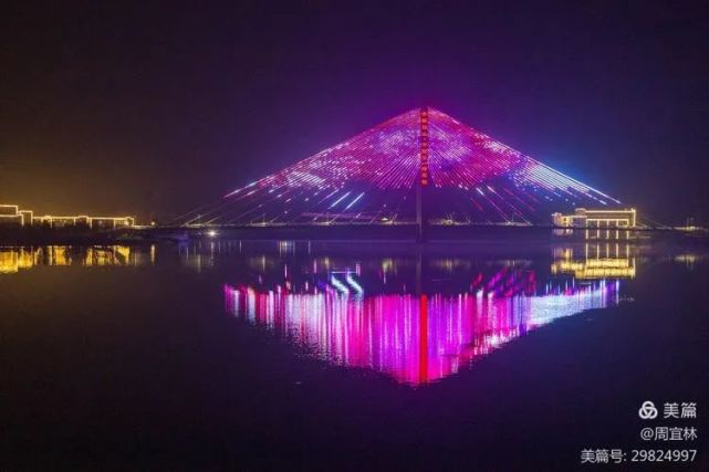 独山红军街夜景介绍图片