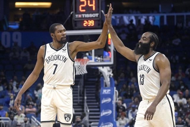 火箭队 NBA-篮网3消息！夺冠概率高居第一，哈登爱心活动，签下米神赚了