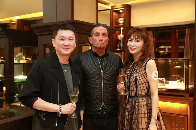 名媛阔太聚餐!李嘉欣,卢淑仪两大港姐冠军斗靓,李嘉明罕露面