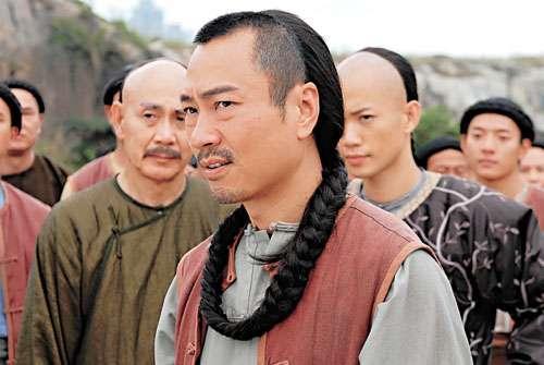 只能是柴九哥,黎耀祥.