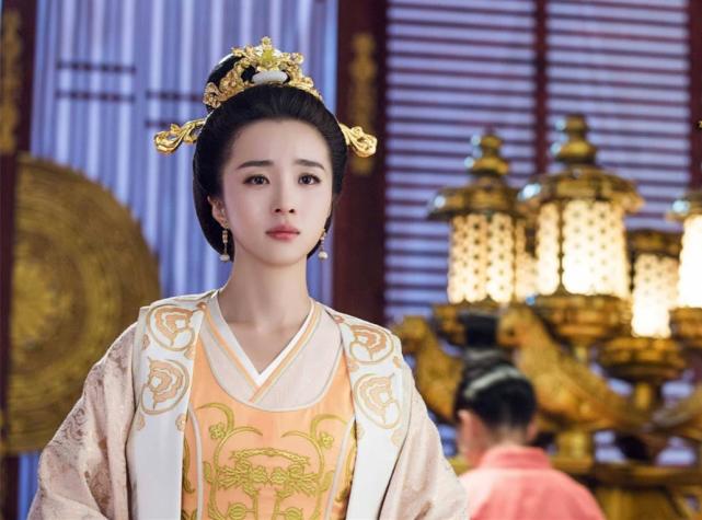 独孤信有7个女儿，其中3个成了皇后？难怪说他是南北朝著名美男子_腾讯新闻