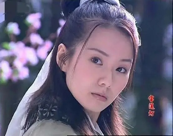 《宝莲灯》女二丁香:爱而不得就报复,逃婚后她变成了一个疯婆子