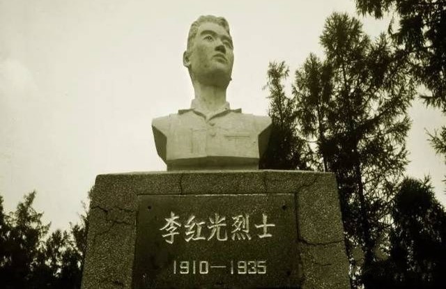 2014年9月1日,被列入民政部公布的第一批300名著名抗日英烈和英雄群体