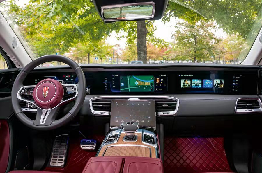 外媒测试红旗e-hs9,总体评价正面,内饰质量有待提升_腾讯新闻