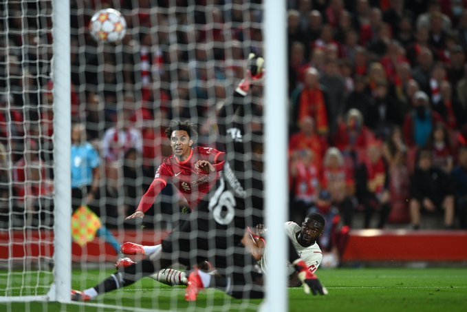 利物浦 欧冠又轰2球，2-0完胜！英超第3太强了，或送AC米兰出局？