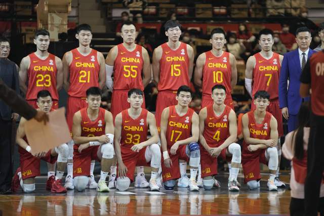 cba 0＋1＋1！别怪杜锋不给机会！CBA的MVP在国家队，是真的难堪大用！