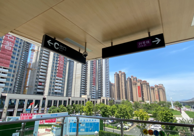 就连咨询置业顾问都要靠抢!_腾讯新闻