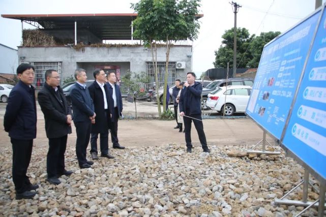 实地调研泸县嘉明镇罗桥村地震灾后重建项目建设点近日,四川海外联谊