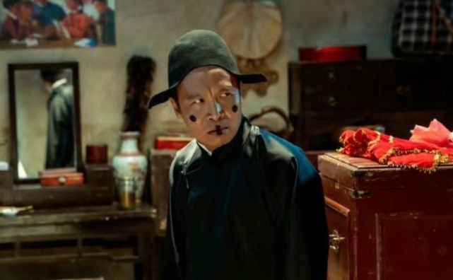 此次,除了我们熟悉的董叔等张浩团队成员之外,也是邀请了三位老戏骨