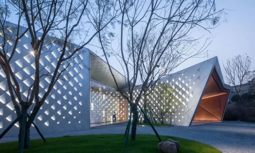 小型公共建筑设计重庆华宇两江御临府艺术中心案例