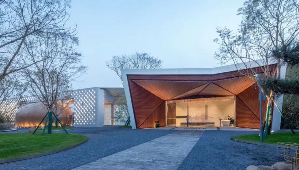 小型公共建筑设计重庆华宇两江御临府艺术中心案例