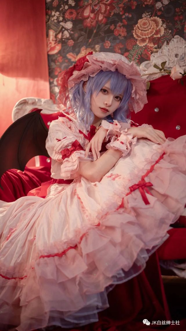 cos:动漫森森仙红魔姐妹蕾米莉亚大小姐