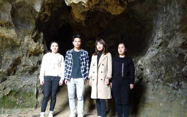 默默观看他的视频,很少发表评论,直到泥鳅妹事件后才发表了几次评论