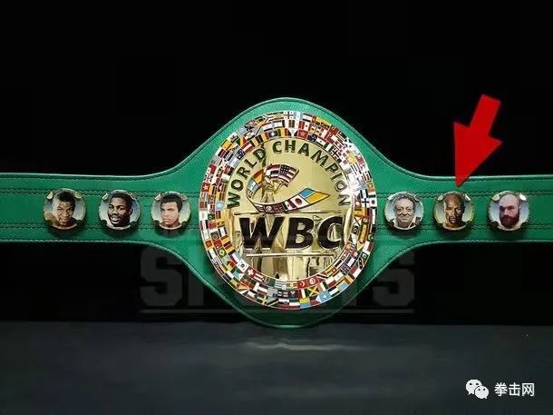 梅威瑟肖像被嵌入wbc拳王金腰带