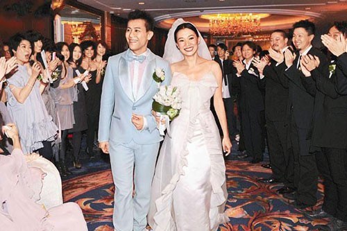 著名歌手梁汉文逆境中相互扶持为陪老婆抗癌拒绝生育