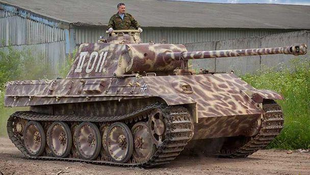 豹式坦克(panzerkampfwagen v panther,又称黑豹坦克)为德国在第二次