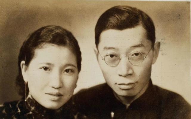 却伤害了三个人,晚年她追悔莫及|张爱玲|傅雷|婚外恋|成家榴|朱梅馥