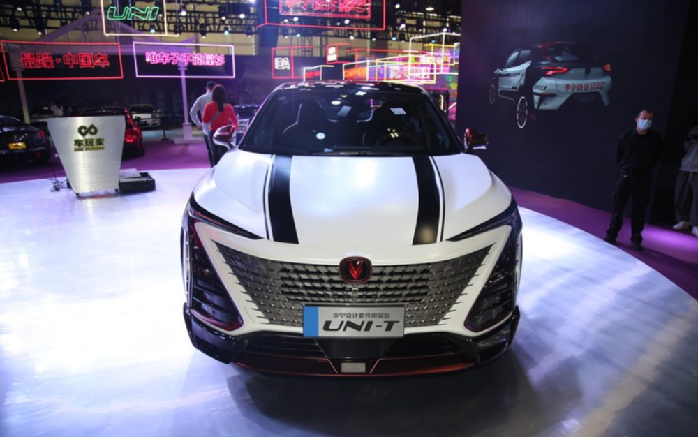 有改装敞篷有联名李宁长安unit各种限量版越玩越花哨