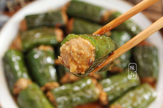 夾上肉餡一拌一裹,開胃解饞,吃起來真過癮|下飯菜|青椒釀肉|辣椒|肉末