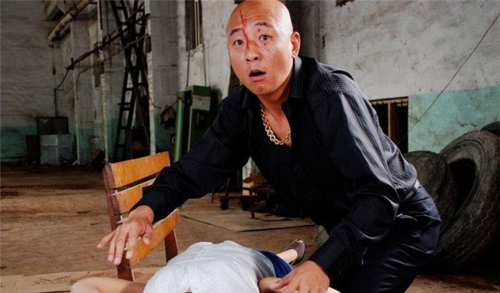 《战狼》拍摄时,吴京因资金短缺找周晓鸥客串,塑造出经典角色插图2