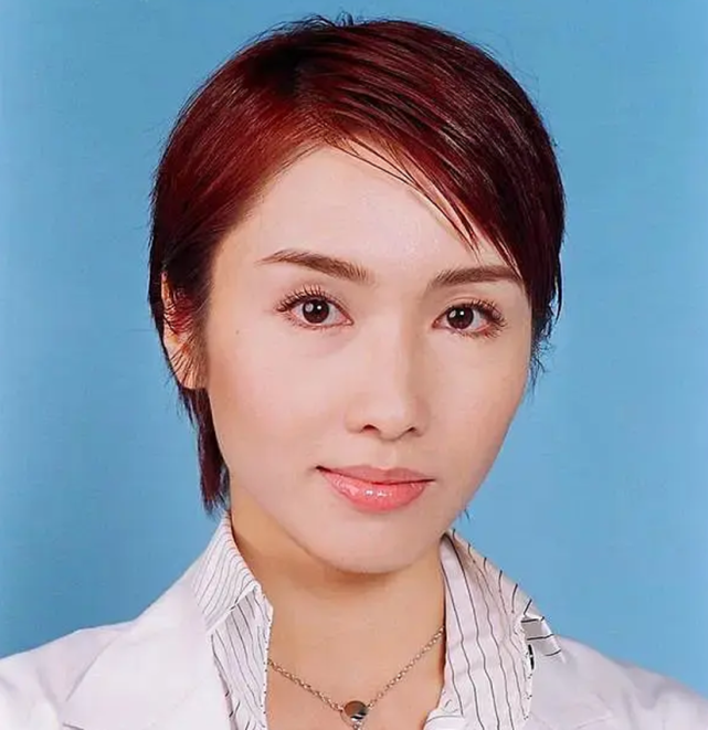 tvb女明星大头照曝光!