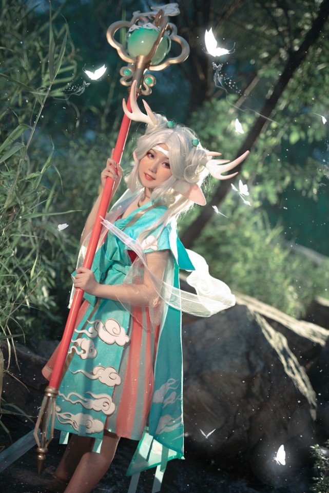 cos赏析:王者荣耀瑶