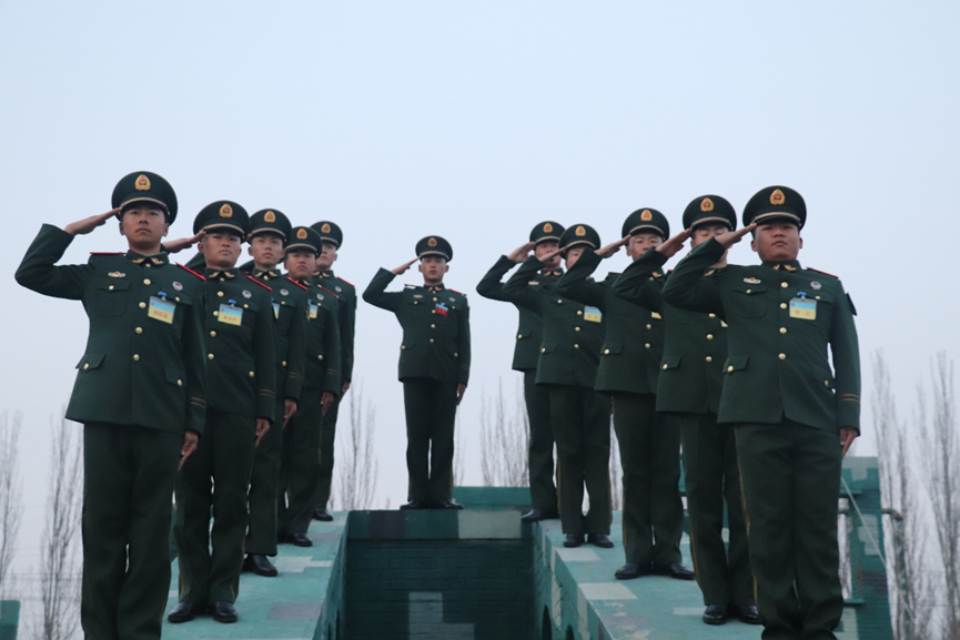 武警北京总队举行新兵授衔暨宣誓仪式