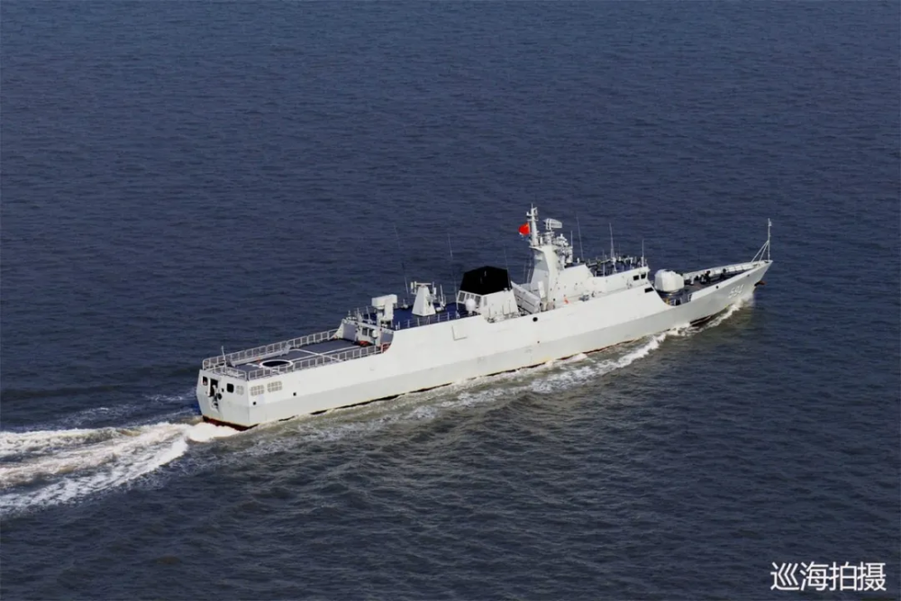 其余六成都是关键性的船电和武备系统:对于056型护卫舰来说,由于它的