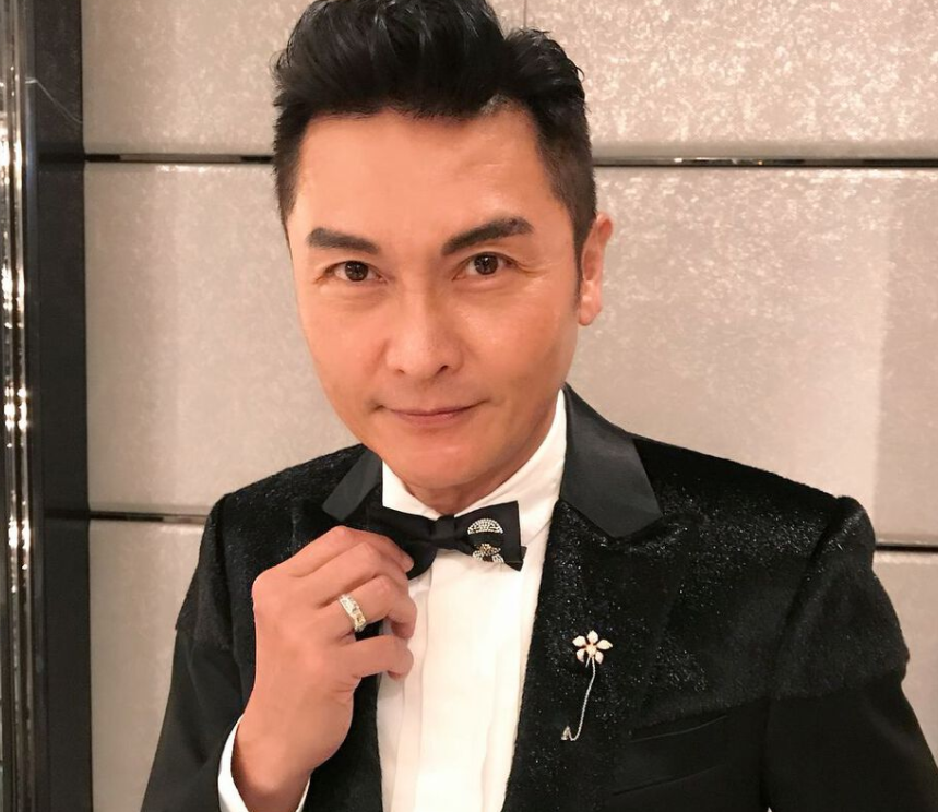 关礼杰推迟来内地发展,频繁与爱女合体上tvb节目