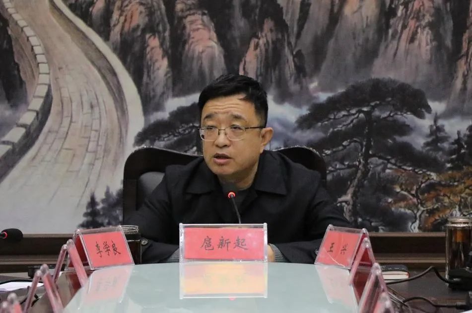 扈新起主持召开灾后恢复重建工作专班第十四次会议暨农村房屋修缮重建