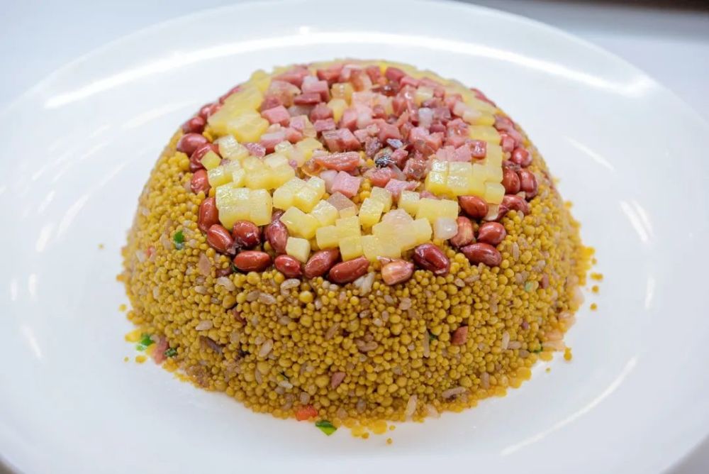 了不起的毕节美食威宁火腿洋芋荞饭