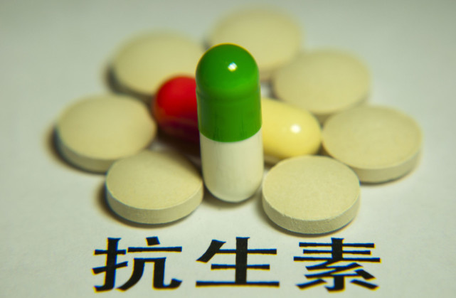 华东医药公告称,全资子公司杭州中美华东制药的注射用抗生素"达托霉素