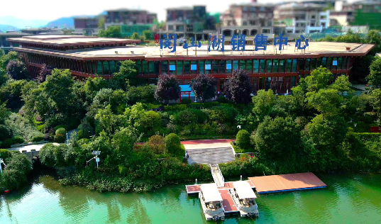 中铁阅山湖:前脚走出自家小院,后脚踏进私家公园