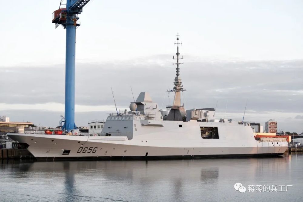 法国首艘fremm防空型护卫舰阿尔萨斯号入役,仅造2艘外形亮眼_腾讯新闻