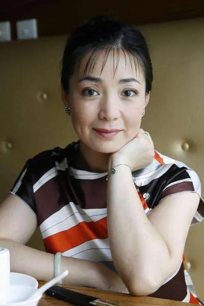 皇后专业户戴春荣和老师结婚,为女儿买婚房,这"管"的也太宽了