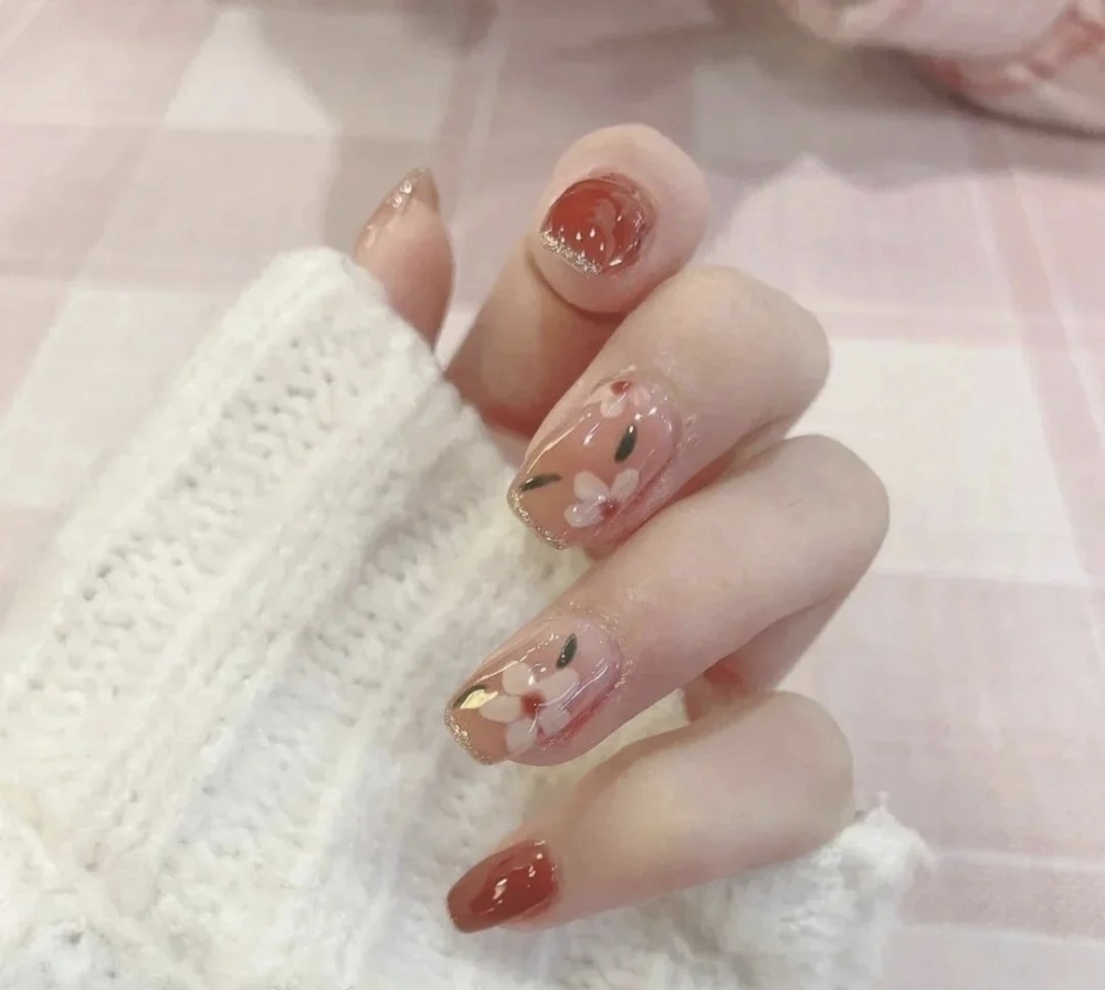 粉色系美甲,指尖上的少女心插图8