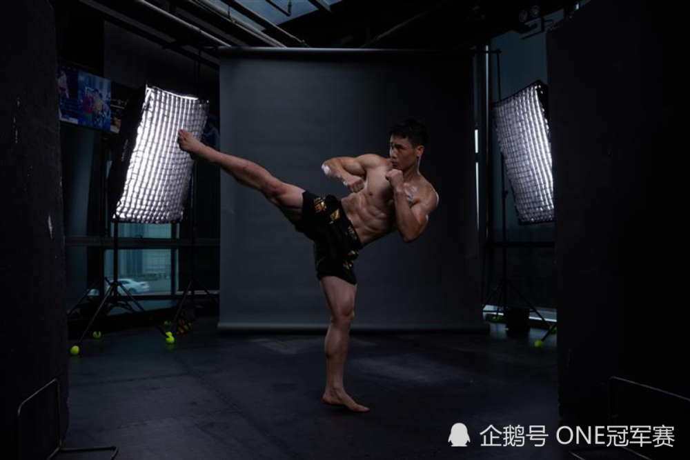 坦克 邱建良 打秋元皓贵只是热身 下一场我要打卡皮坦 竞彩波经 比分盘口 华体网 坦克 邱建良 打秋元皓贵只是热身 下一场我要打卡皮坦 竞彩波经 比分盘口 华体网