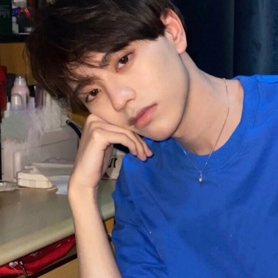 帅气真人男生头像2021最新的高清00后男生头像图片