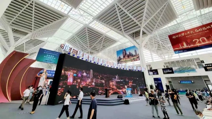 期待今天一起穿越津南