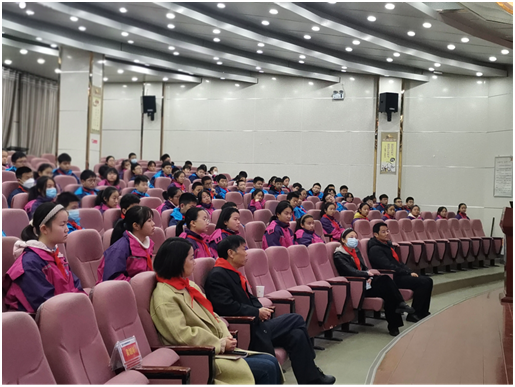 力量---高新区关工委邀抗美援朝老战士到蚌埠实验中学开展讲故事活动