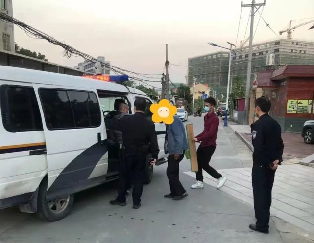 "作为分管负责人,柯志宏这样评价杜瑞荣.