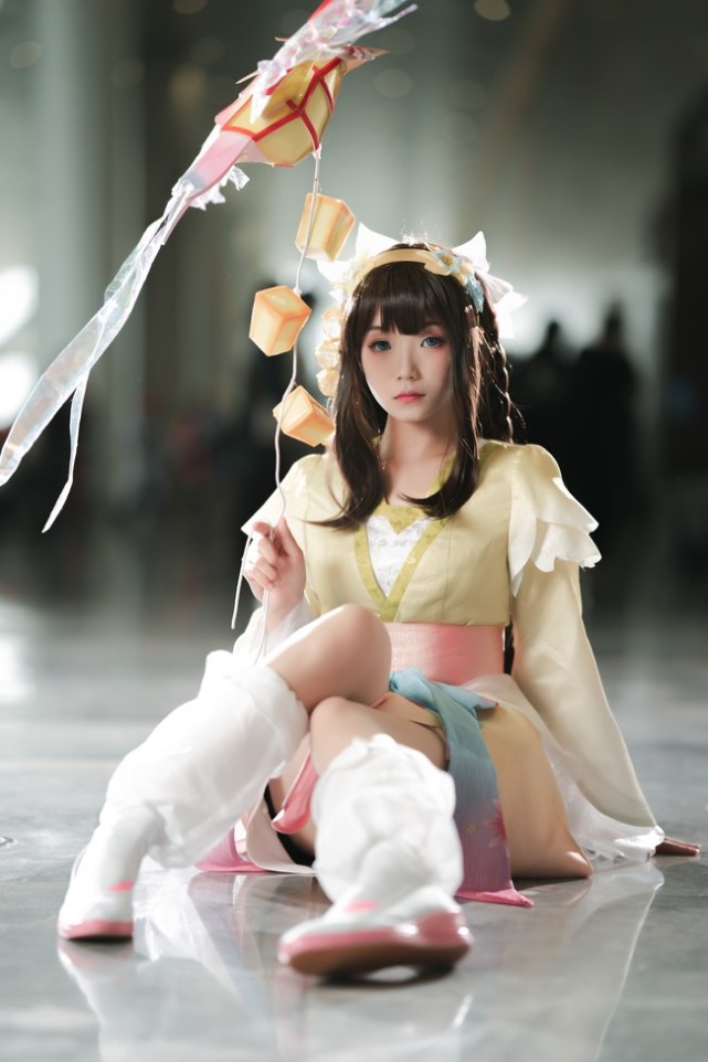 cos赏析娜可露露