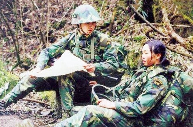 耿菊花扮演者:曾是女子特警队少尉,拒50万年薪,转业成反恐精英