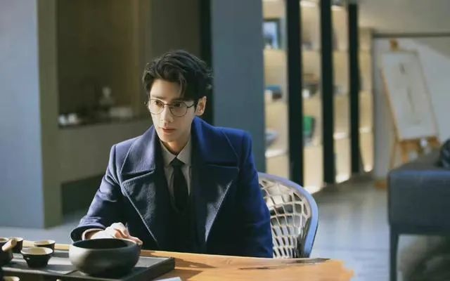 大屏追剧|病娇,失忆,复仇,国产剧又来虐恋题材……|罗云熙|木浮生